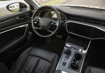 Подержанный автомобиль Audi A6 Sedan 2019 года (11 фото)