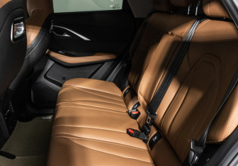 Подержанный автомобиль Omoda C5 2022 года (10 фото)