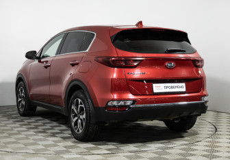 Подержанный автомобиль Kia Sportage 2020 года (7 фото)