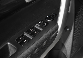 Подержанный автомобиль Kia Sorento 2011 года (10 фото)