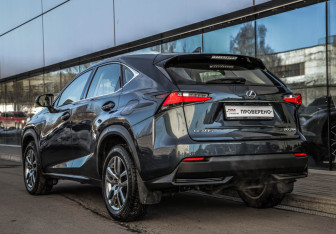 Подержанный автомобиль Lexus NX 2015 года (7 фото)