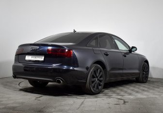 Подержанный автомобиль Audi A6 Sedan 2014 года (5 фото)
