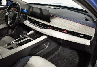 Подержанный автомобиль Chery Arrizo 8 2023 года (14 фото)