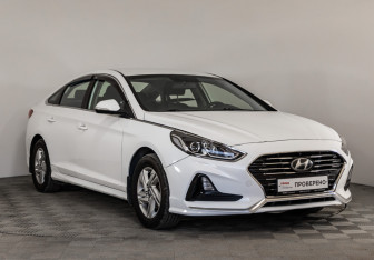 Подержанный автомобиль Hyundai Sonata 2019 года (3 фото)