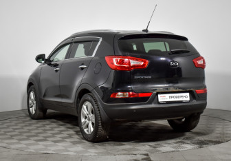 Подержанный автомобиль Kia Sportage 2013 года (7 фото)