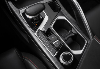 Подержанный автомобиль Geely Tugella 2021 года (22 фото)