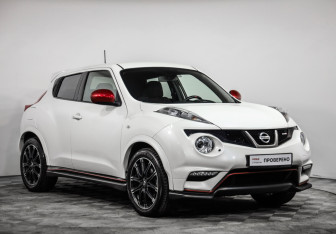 Подержанный автомобиль Nissan Juke Nismo 2013 года (3 фото)
