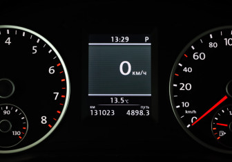 Подержанный автомобиль Volkswagen Tiguan 2013 года (10 фото)