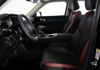 Подержанный автомобиль Haval H3 2024 года (12 фото)