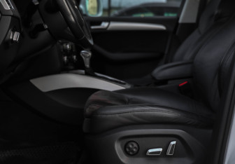 Подержанный автомобиль Audi Q5 2015 года (26 фото)