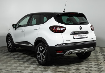 Подержанный автомобиль Renault Kaptur 2017 года (7 фото)