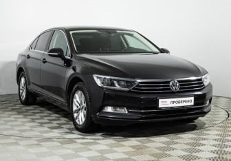 Подержанный автомобиль Volkswagen Passat Sedan 2017 года (3 фото)