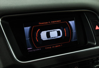 Подержанный автомобиль Audi Q5 2013 года (18 фото)