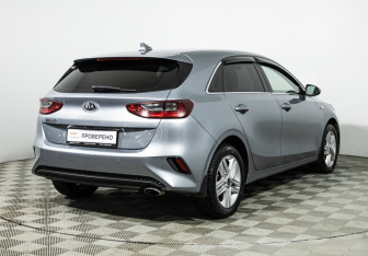 Подержанный автомобиль Kia Ceed Hatchback 2019 года (5 фото)