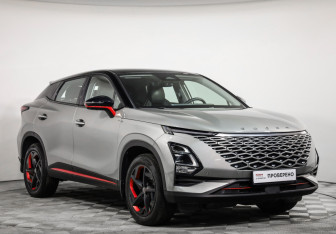 Подержанный автомобиль Omoda C5 2023 года (3 фото)