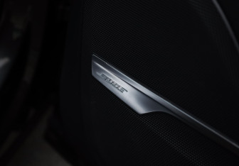 Подержанный автомобиль Audi Q7 2015 года (25 фото)