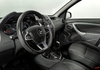 Подержанный автомобиль Renault Duster 2019 года (9 фото)
