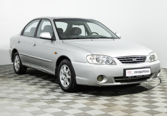 Подержанный автомобиль Kia Spectra Sedan 2007 года (3 фото)