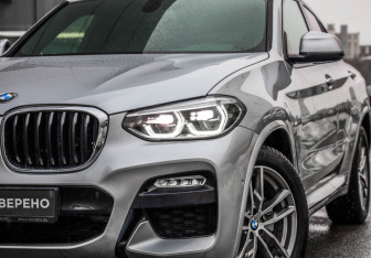 Подержанный автомобиль BMW X4 2018 года (2 фото)