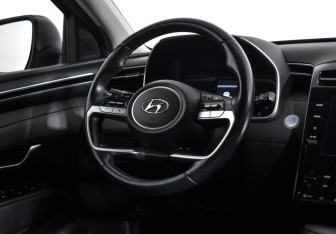 Подержанный автомобиль Hyundai Tucson 2021 года (16 фото)