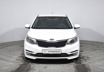 Подержанный автомобиль Kia Rio Sedan 2017 года (2 фото)