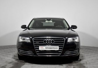 Подержанный автомобиль Audi A8 2012 года (2 фото)