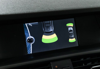 Подержанный автомобиль BMW X3 2011 года (15 фото)