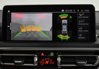 Подержанный автомобиль BMW X4 2021 года (20 фото)