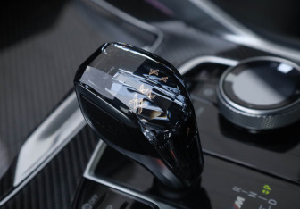 Подержанный автомобиль BMW X6 2020 года (19 фото)