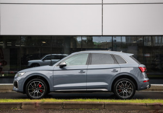 Подержанный автомобиль Audi Q5 2021 года (9 фото)