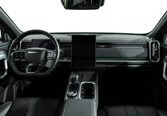 Подержанный автомобиль Jaecoo J7 2025 года (13 фото)