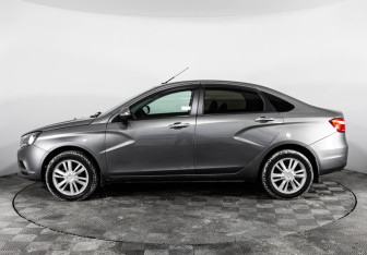 Подержанный автомобиль LADA (ВАЗ) Vesta Sedan 2017 года (8 фото)