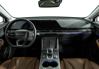 Подержанный автомобиль Omoda C5 2023 года (13 фото)