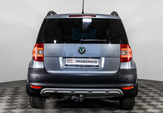 Подержанный автомобиль Skoda Yeti 2012 года (6 фото)