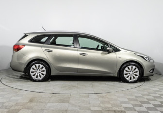 Подержанный автомобиль Kia Ceed Wagon 2012 года (4 фото)