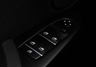 Подержанный автомобиль BMW X3 2013 года (21 фото)