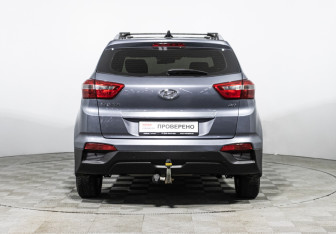 Подержанный автомобиль Hyundai Creta 2019 года (6 фото)