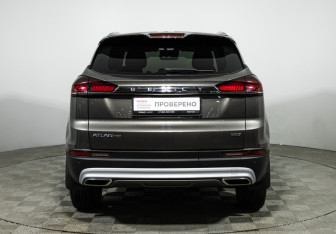 Подержанный автомобиль Geely Atlas Pro 2023 года (6 фото)