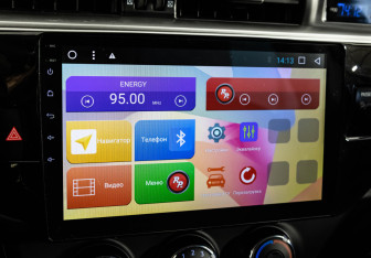 Подержанный автомобиль Toyota Corolla Sedan 2013 года (16 фото)