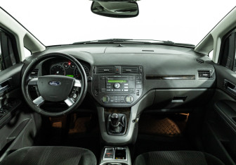 Подержанный автомобиль Ford C-MAX 2004 года (13 фото)