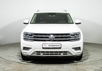 Подержанный автомобиль Volkswagen Teramont 2019 года (2 фото)