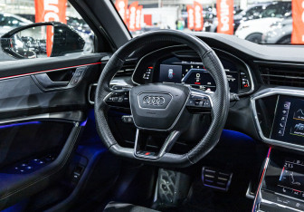Подержанный автомобиль Audi A6 Wagon 2019 года (15 фото)