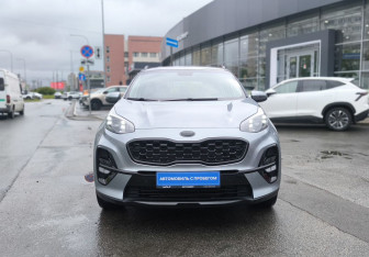 Подержанный автомобиль Kia Sportage 2021 года (2 фото)