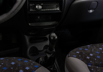 Подержанный автомобиль Daewoo Matiz 2013 года (17 фото)