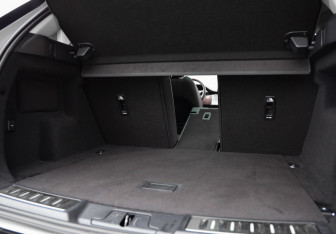 Подержанный автомобиль Land Rover Range Rover Evoque 2024 года (36 фото)