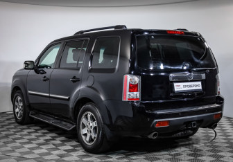 Подержанный автомобиль Honda Pilot 2008 года (7 фото)