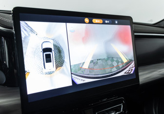 Подержанный автомобиль GAC GS8 2023 года (18 фото)