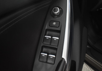 Подержанный автомобиль Mazda 6 Sedan 2015 года (20 фото)