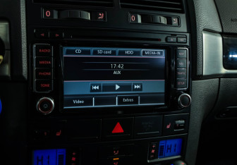 Подержанный автомобиль Volkswagen Touareg 2009 года (16 фото)