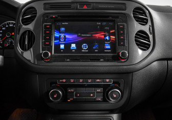 Подержанный автомобиль Volkswagen Tiguan 2015 года (18 фото)